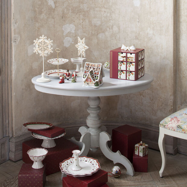 Toy's Delight small cake stand