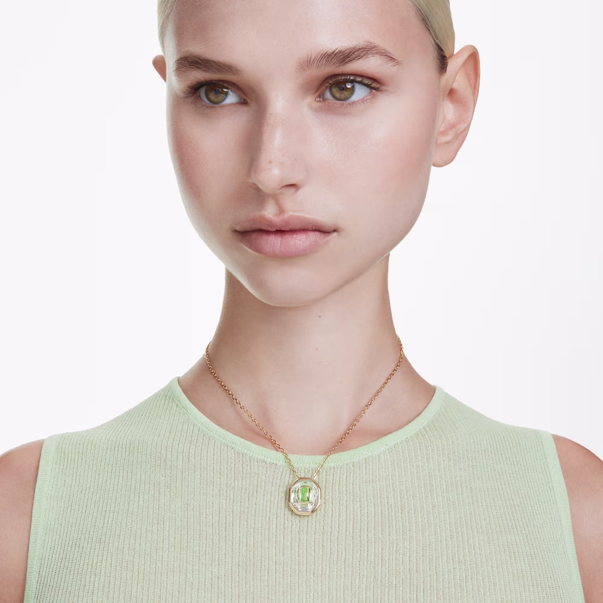 Chroma pendant