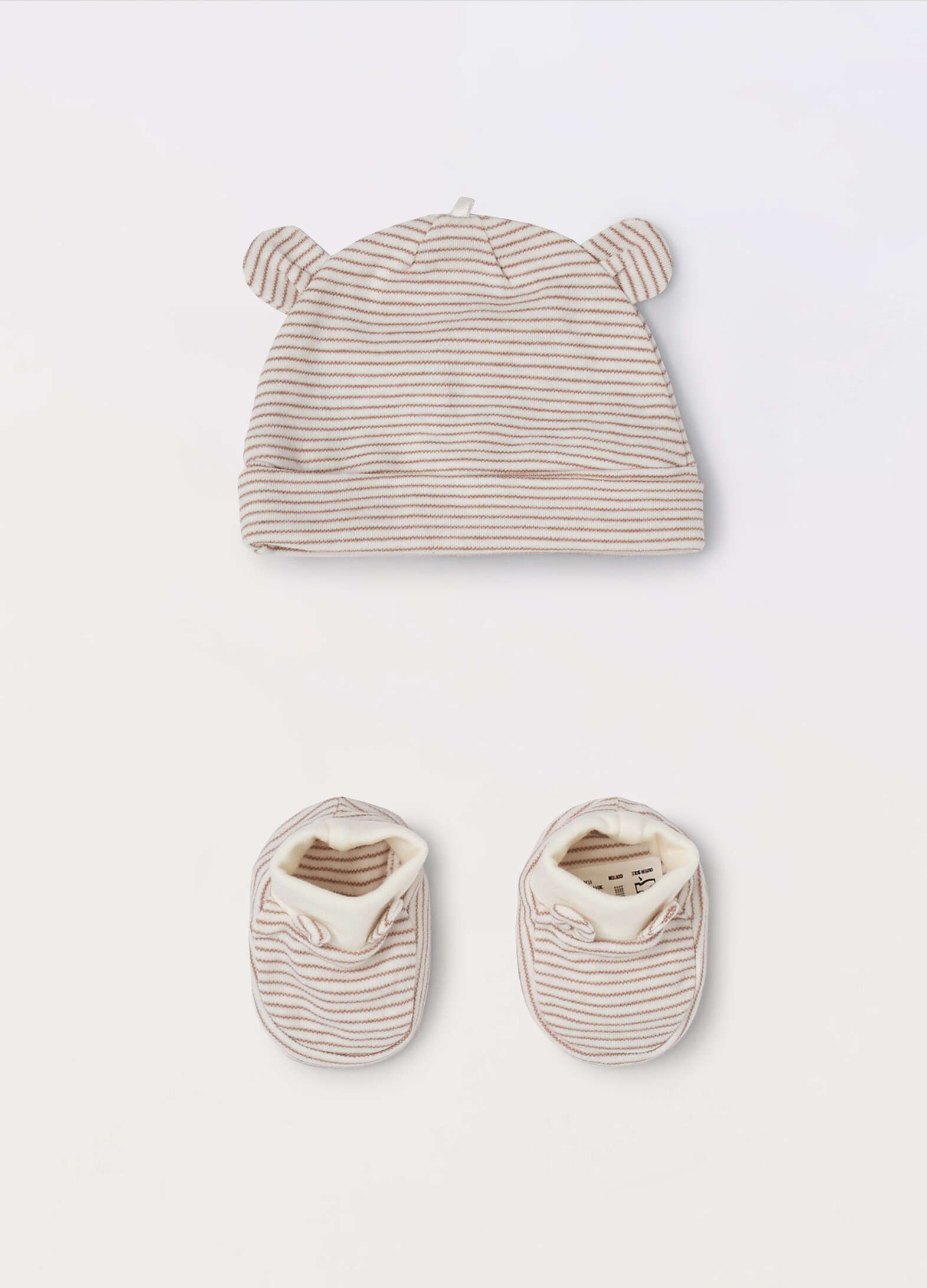 Baby hat + shoes set