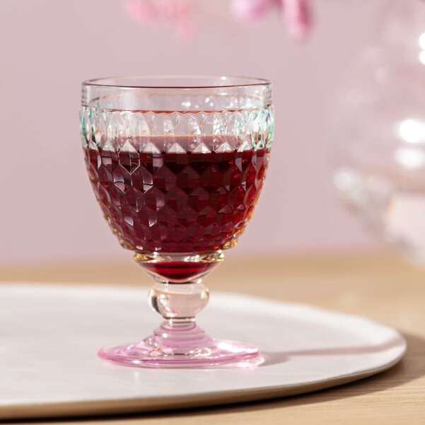 Boston Red wine glass
