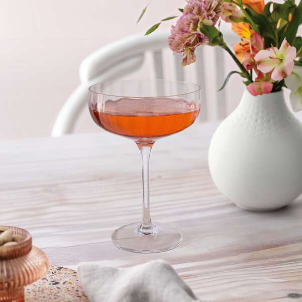 Rose Garden Sparkling wine/ champagne coupe