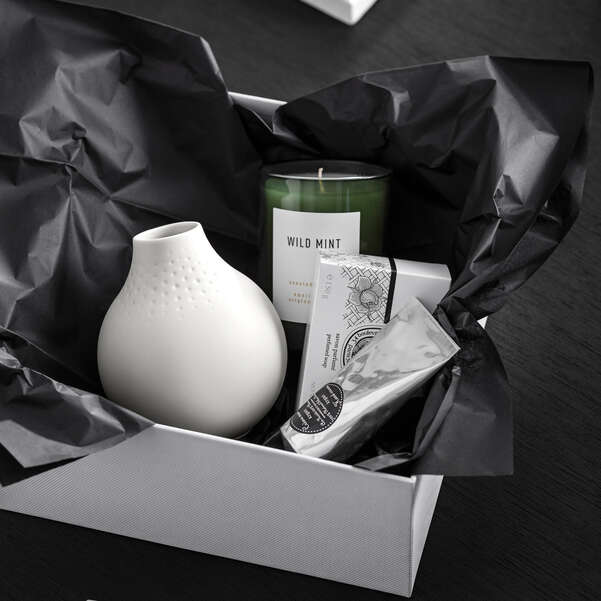 Manufacture Vase