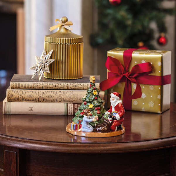 Christmas Toy's Hurricane lamp