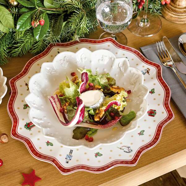 Toy's Delight Dinner plate